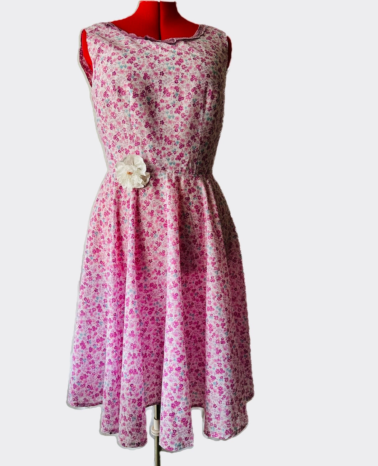 Ladies Handmade Vintage Style Tea Dress